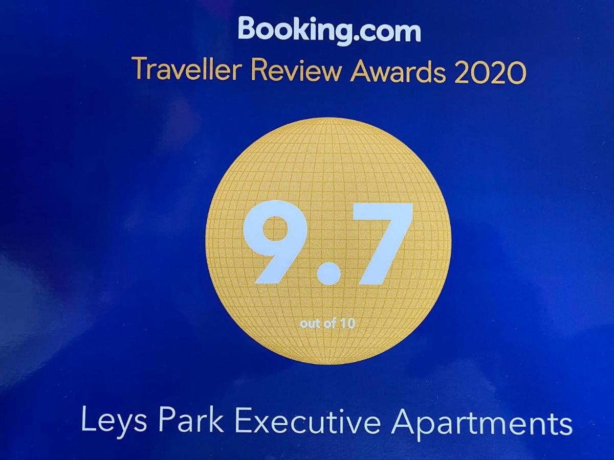 Leys Park Executive Apartments Данфермлін Екстер'єр фото