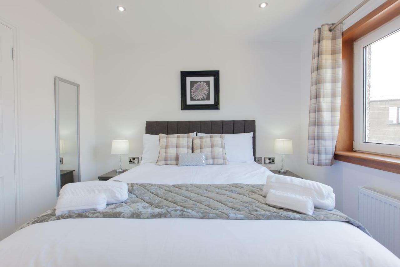 Leys Park Executive Apartments Данфермлін Екстер'єр фото