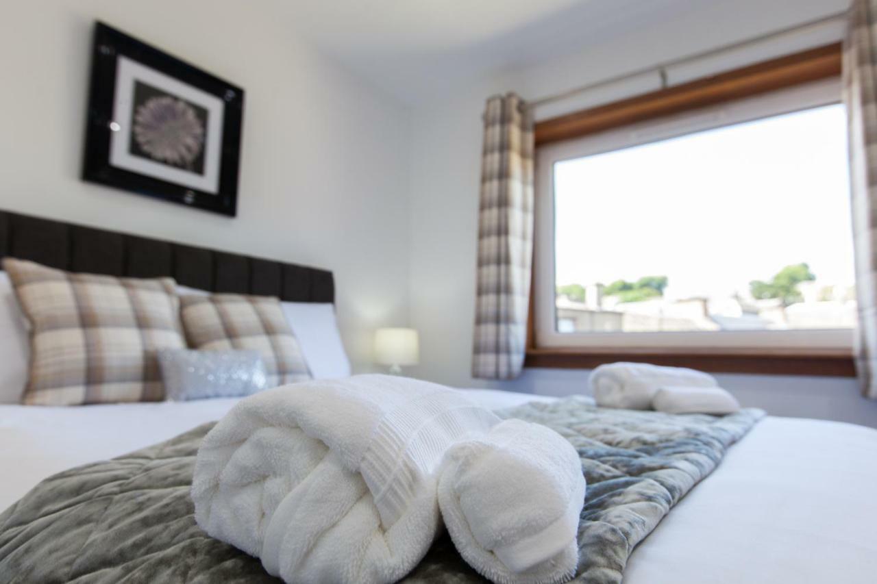 Leys Park Executive Apartments Данфермлін Екстер'єр фото
